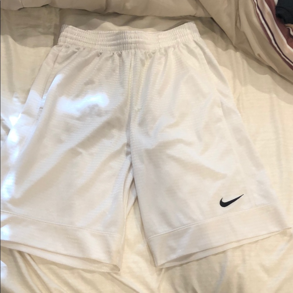 Mens white nike basketball shorts